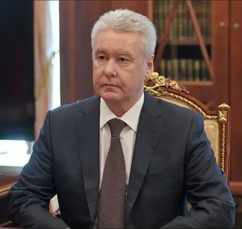 عمدة موسكو: تحييد 417 مسيّرة أوكرانية استهدفت العاصمة ليلًا