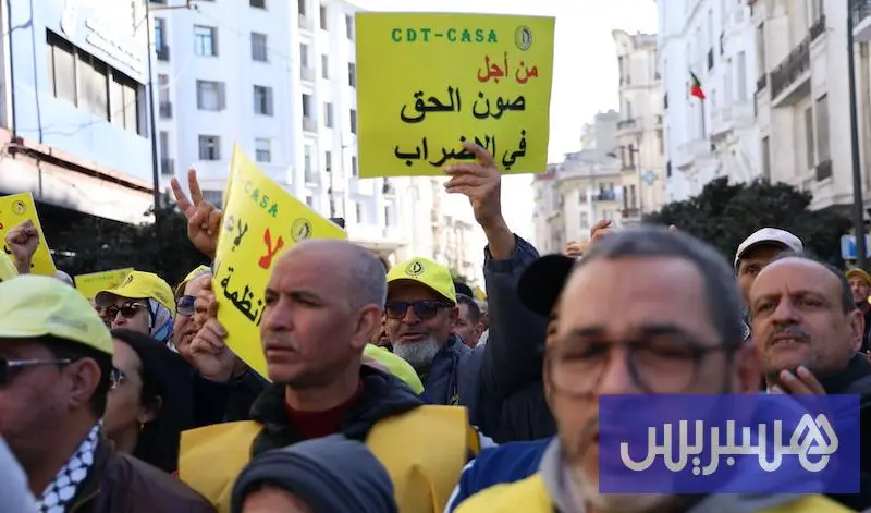 "حكومة المنصوري" تلتزم بتعديل مدونة الشغل وتتمسك بقانون الإضراب