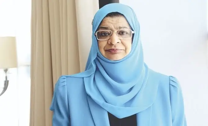 من أول امرأة عُمانية تولّت حقيبة وزارية؟