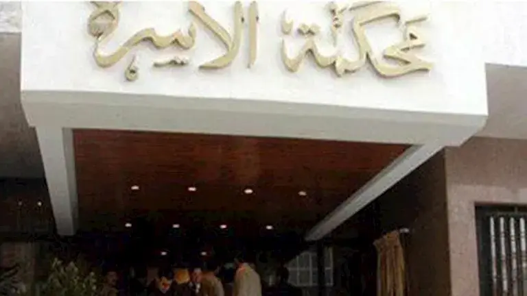 "سرقت عربيتي عشان تفسح عشيقها".. "مهند" يطلب الطلاق بسبب خيانة زوجته