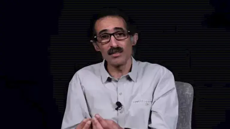 هل طلب التفويض للدفاع عن السعودية يعني أن عملًا عسكريًا بات وشيكًا؟.. مجدي الجلاد يجيب