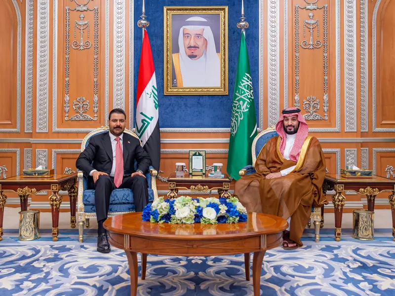 ولي العهد السعودي ورئيس الوزراء العراقي يناقشان التطورات الإقليمية وتنسيق الجهود بشأنها