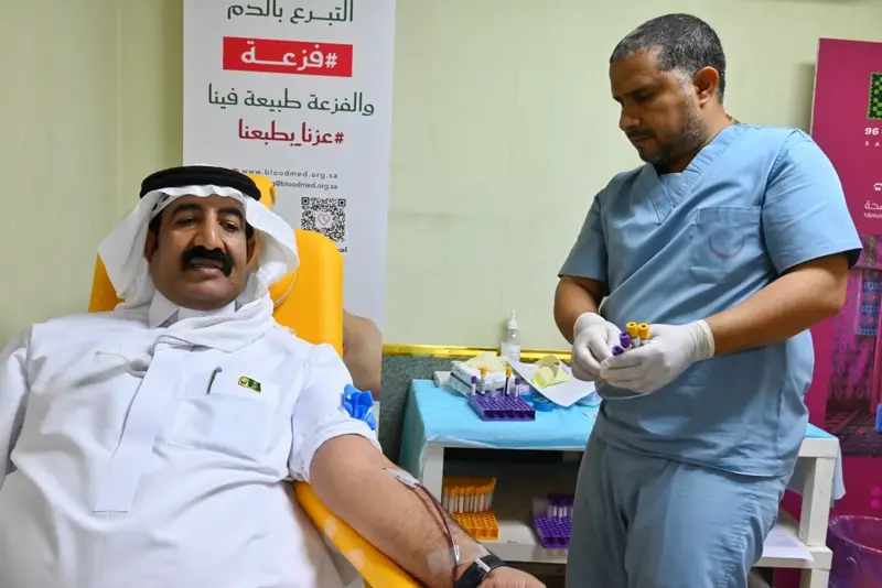 تجسيداً لرسالة الإعلام الإنسانية. صحفيو المدينة المنورة يشاركون في حملة للتبرع بالدم