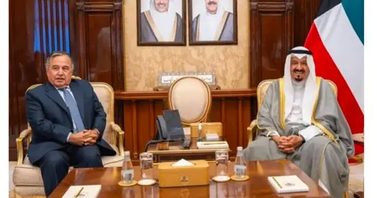 أمين جامعة الدول العربية يبحث مع رئيس مجلس الوزراء الكويتى مستجدات إقليمية