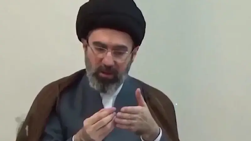خامنئي يحذر من هجوم أميركي جديد