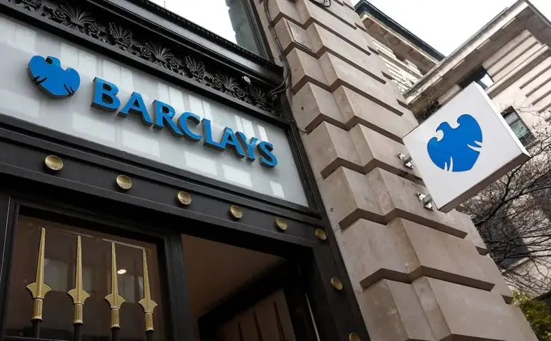«باركليز» يرفع أرباحه 12 % بدعم من ضبط التكاليف