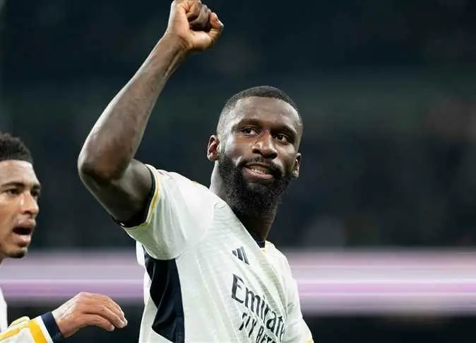 تشيلسي يخطط لاستعادة نجمه السابق من ريال مدريد