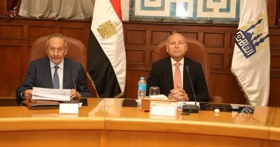 محافظ القاهرة يشهد إطلاق برنامج تنمية منظومة خدمة المواطنين
