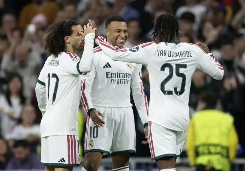 ريال مدريد يواصل انطلاقته المثالية برباعية لايبزيغ