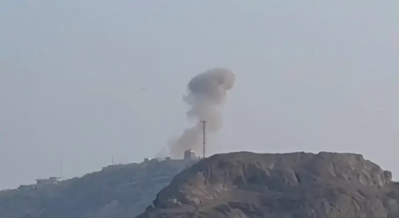اليمن: استهداف قصر معاشيق يؤكد عجز الحوثي عن مواجهة إرادة الشعب في إنهاء الانقلاب