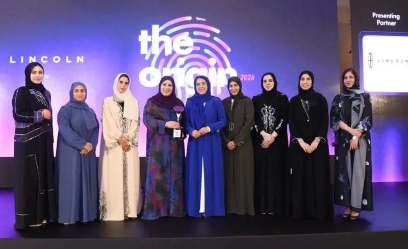 المرأة العمانية شريكة في نجاح مسيرة بنك مسقط وركيزة أساسية في التقدم والنمو