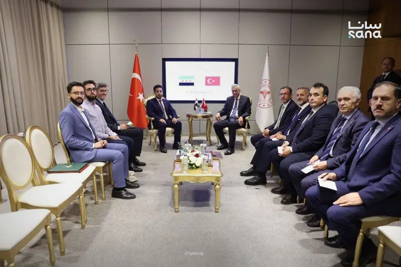 وزير الصحة يبحث مع نظيره التركي تعزيز التعاون ومتابعة المشاريع الطبية