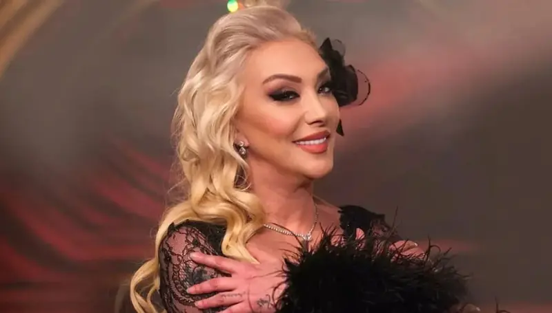 مشاهير قتلوا على يد أولادهم... وحش في الغرفة المجاورة