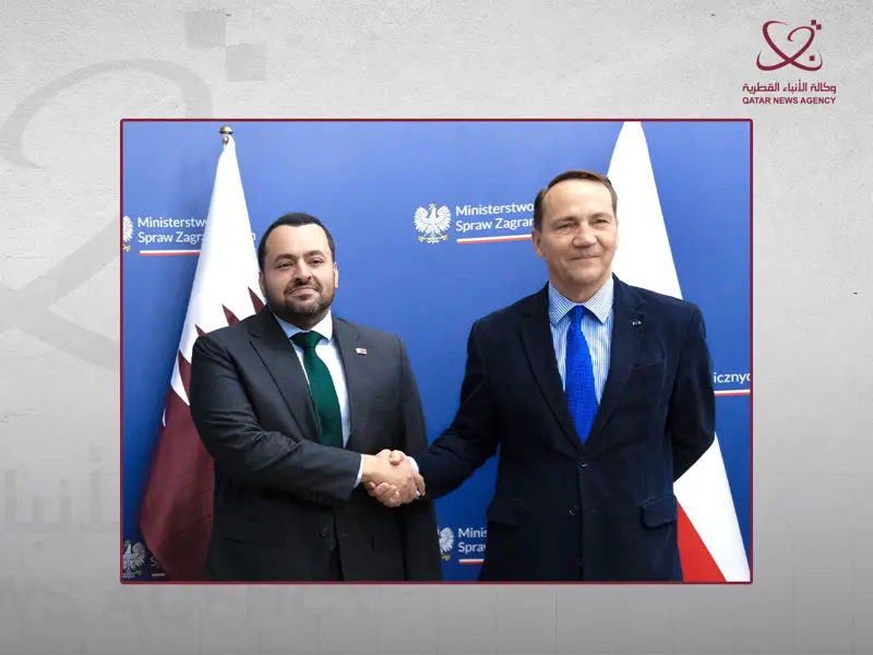 وزير الدولة بوزارة الخارجية يجتمع مع نائب رئيس الوزراء وزير الخارجية في بولندا
