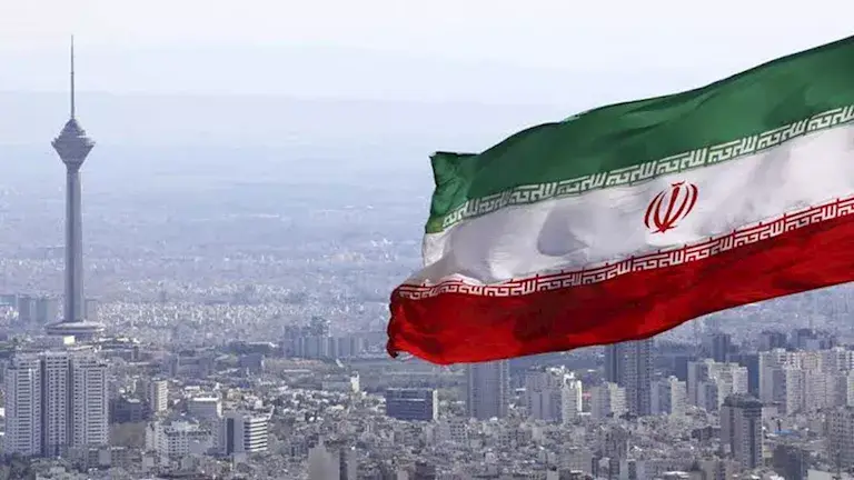 إيران تنفي تحريض الحوثيين ضد السعودية وتبدي استعدادها للوساطة بين الطرفين