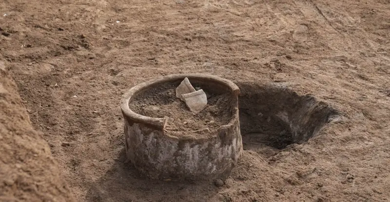 شفق نيوز..عمره 12 قرناً.. العثور على موقع أثري جديد في أعماق أرض بابل
