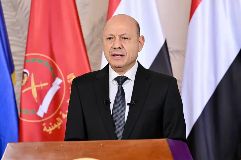العليمي: لا رجعة عن «فجر اليمن» حتى إنهاء انقلاب الحوثي