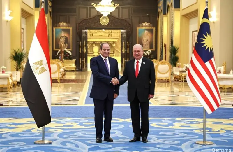 ملك ماليزيا يهدي السيسي أرفع وسام في البلاد - اخبار ليبيا