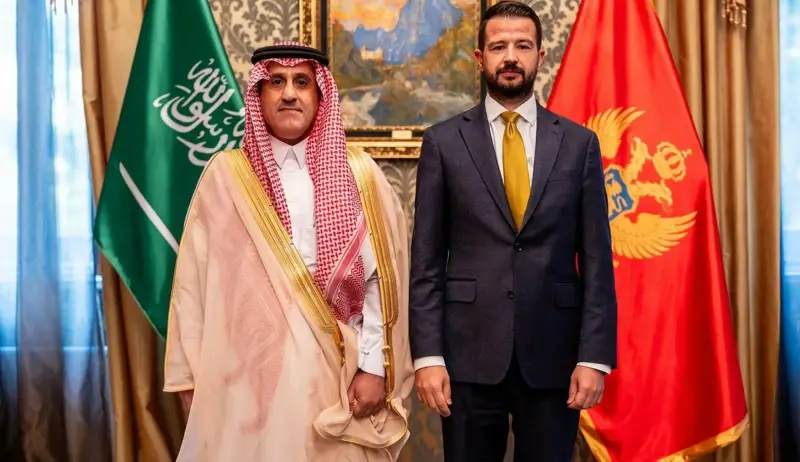 السفير الماضي يقدّم أوراق اعتماده سفيرًا غير مقيم لدى الجبل الأسود
