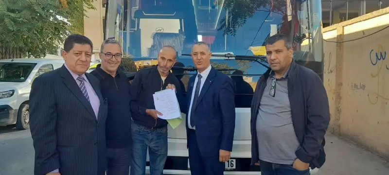 تواصل عملية تسليم الحافلات الجديدة للناقلين الخواص عبر الوطن
