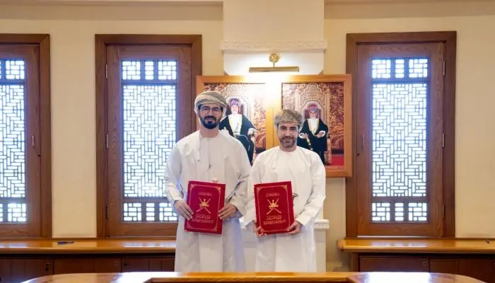 300 فرصة عمل للعُمانيين.. «أوبال» ووزارة العمل تفتحان أبواب التعمين في قلب قطاع النفط والغاز