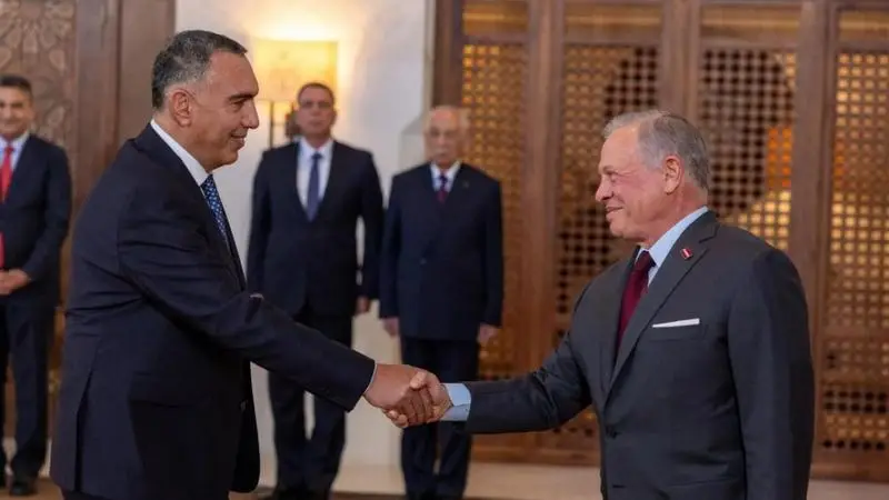 محافظون جدد يؤدون اليمين القانونية أمام الملك