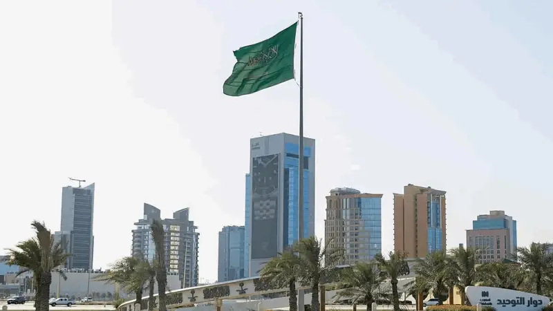 صاروخ باليستي باتجاه الرياض.. والتحالف أعلن اعتراضه