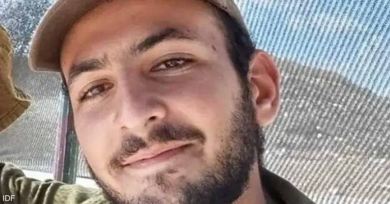 "تخلوا عنا".. عائلة جندي إسرائيلي قتيل تهاجر إلى اليونان