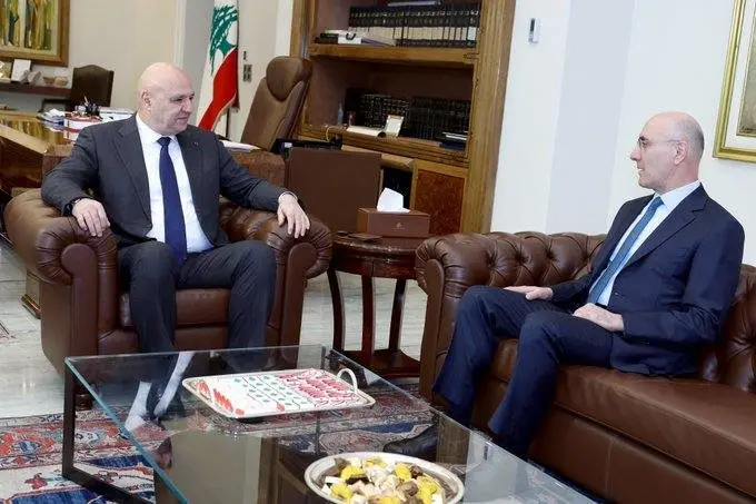لقاءات وزارية وسياسية في قصر بعبدا... والرئيس عون عرض مع وزير الداخلية الوضع الأمني في البلاد