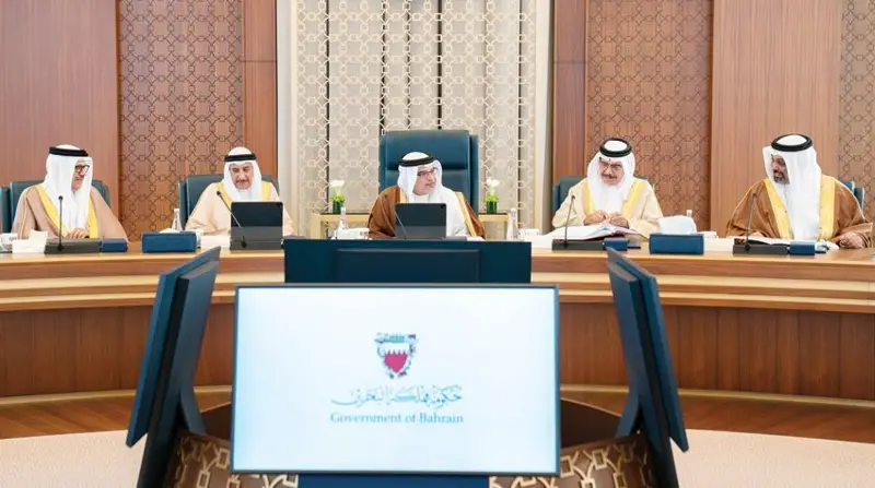 مجلس الوزراء يشيد بالخطاب السامي في افتتاح دور الانعقادالحكومة ستعمل على الاستعداد لرؤية البحرين الاقتصادية المستقبلية