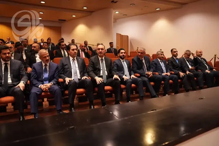 بالأسماء.. البرلمان يمنح الثقة لـ11 وزيراً و3 نواب للزيدي
