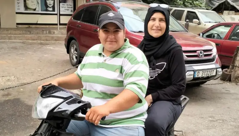 موتو تاكسي في لبنان: أسرع وأقل كلفة… وغير قانوني!
