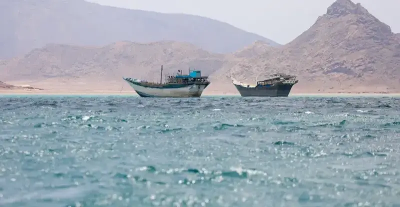 شفق نيوز..إطلاق نار على ناقلة غاز قبالة سواحل اليمن