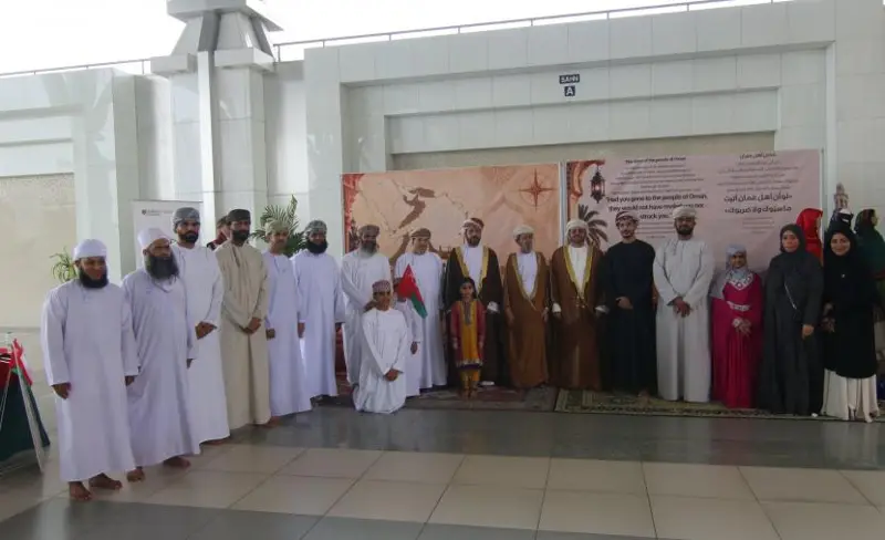باحث عُماني يستعرض الموروث الحضاري والثقافي ضمن الملتقى العُماني العالمي بماليزيا