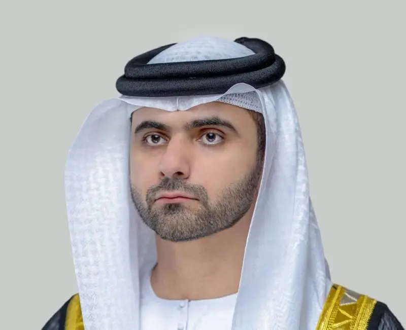 منصور بن محمد يشهد توقيع مذكرة تفاهم بين مركز محمد بن راشد لإعداد القادة ومجموعة الإمارات لتطوير قيادات المستقبل في قطاع الطيران