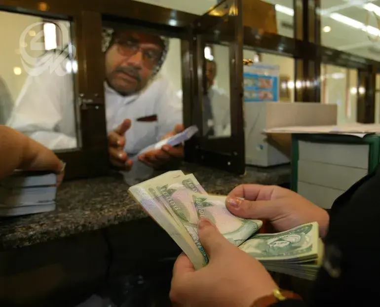 الحكومة تشدد الرقابة على الأسواق وتؤكد اعتماد الدينار في المعاملات الداخلية