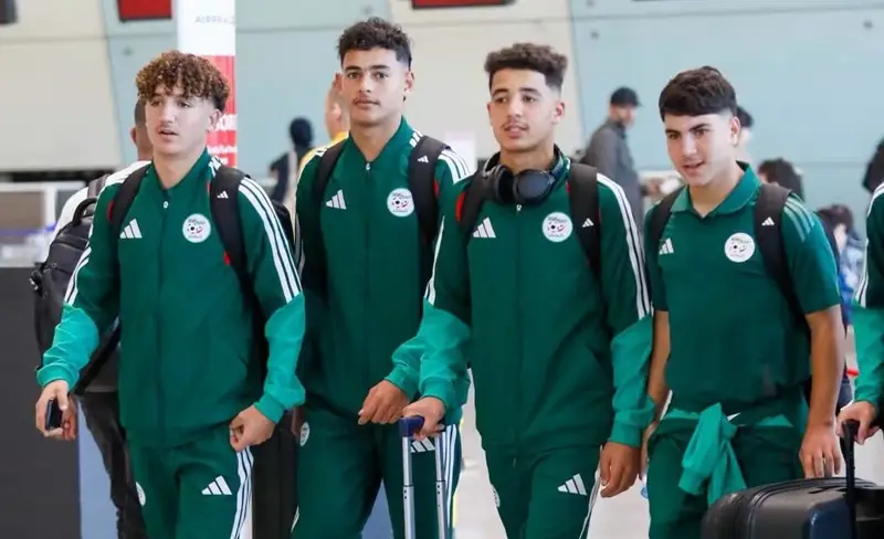 بالصور.. المنتخب الوطني لأقل من 15 عاما يطري إلى أذربيجان