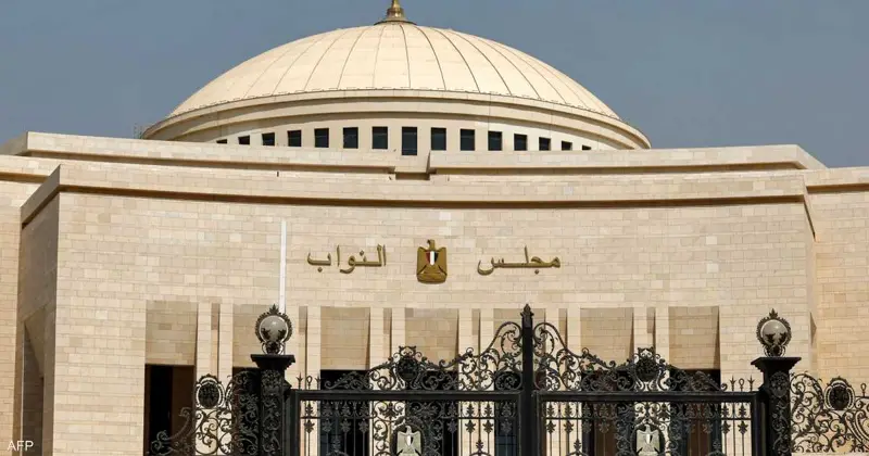 السيسي يطلب تفويضا من البرلمان للدفاع عن السعودية
