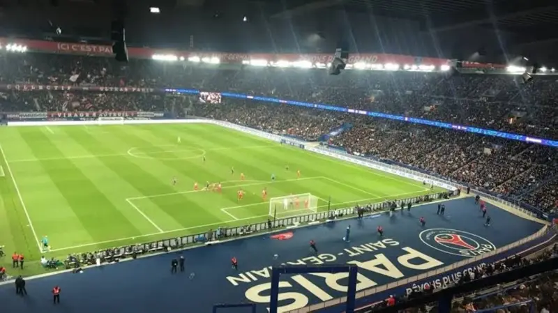 قمة الـ 2.5 مليار يورو بين باريس سان جيرمان وبرشلونة في موعدها | صحيفة الاقتصادية