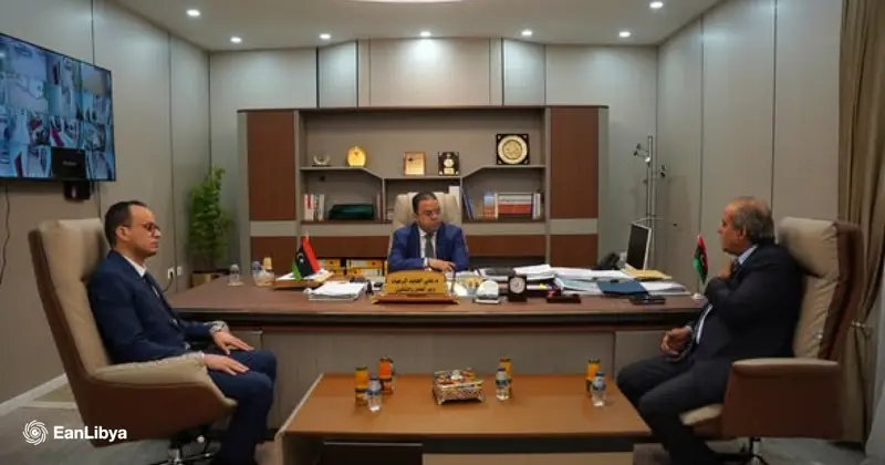 وزير العمل ورئيس مجلس التخطيط الوطني يبحثان تطوير سياسات سوق العمل
