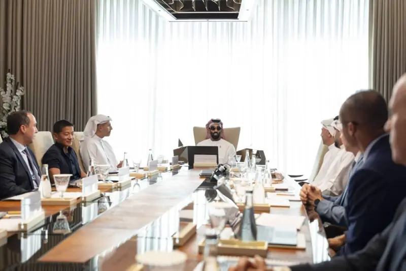 طحنون بن زايد يترأس الاجتماع الثالث لمجلس إدارة «إم جي إكس» لعام 2026