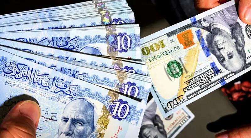 الدولار يستأنف الصعود في السوق الموازية مع تفاوت الأسعار بين المدن - اخبار ليبيا