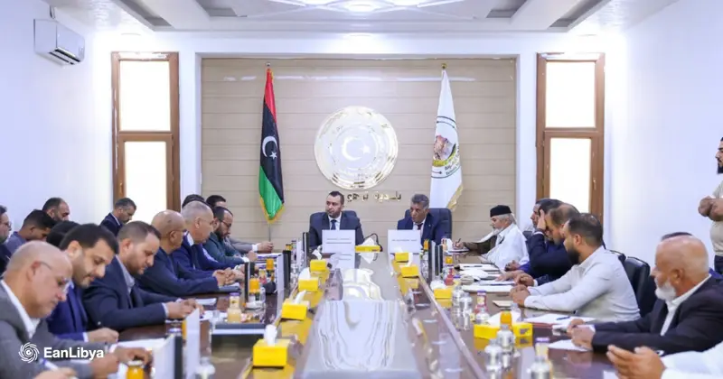 وزير الصحة يتابع احتياجات المرافق في ترهونة