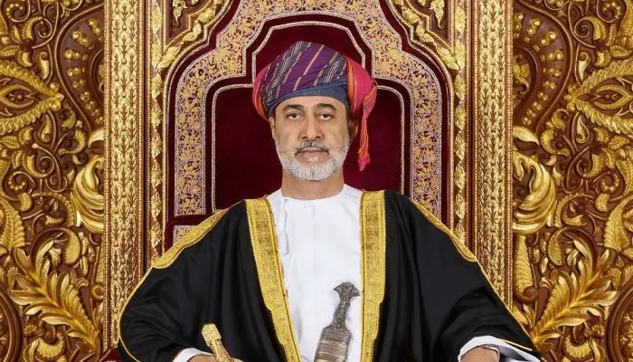 جلالة السلطان يطّلع على مقتنيات تاريخية بقلعة وندسور