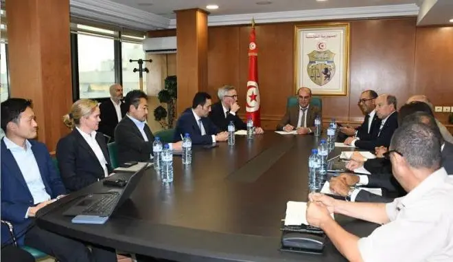 وزير الصناعة يبحث مع ممثلين عن مجمع Scatec/Aeolus آفاق التعاون في الطاقات المتجددة