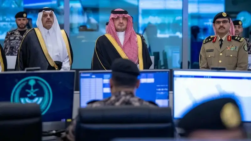 وزير الداخلية يدشّن مركزي القيادة والتحكم ومنظومات الطائرات دون طيار والأمن السيبراني