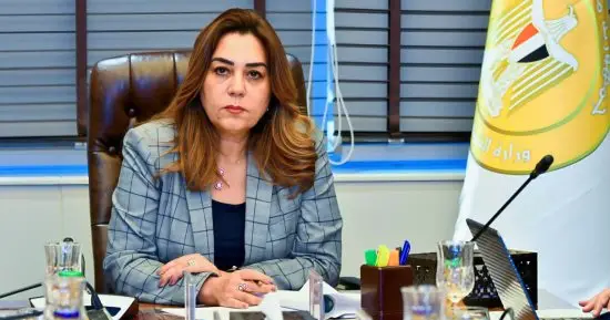 وزيرة البيئة تناقش مع وزير تغير المناخ الأسترالى الاستعداد لمؤتمر المناخ COP31