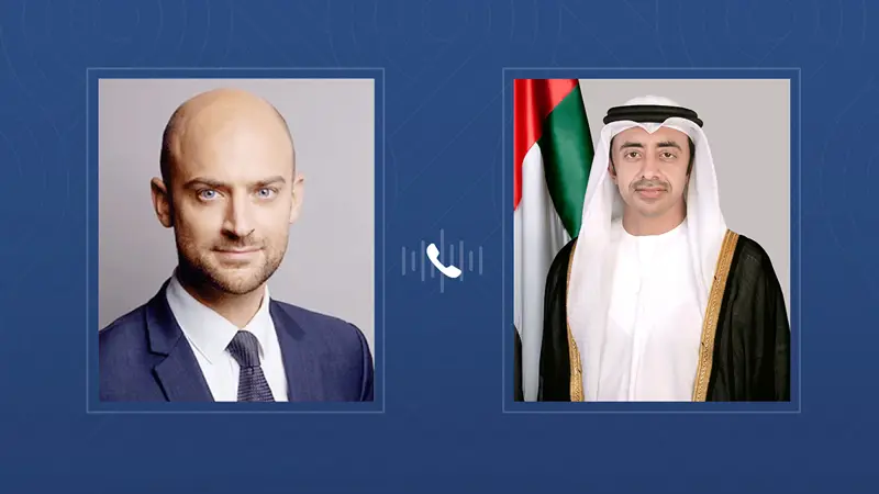 عبدالله بن زايد ووزير خارجية فرنسا يبحثان هاتفياً العلاقات الاستراتيجية والتطورات الإقليمية