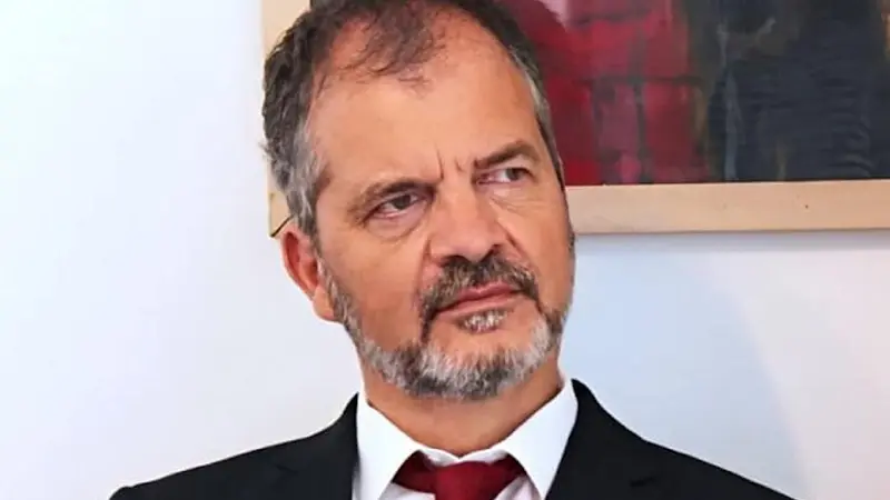 4 سنوات سجنا وخطية مالية في حق رجل الأعمال خيام التركي