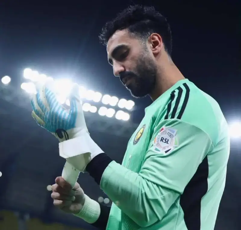النصر يعلن خضوع العقيدي لعملية في لندن